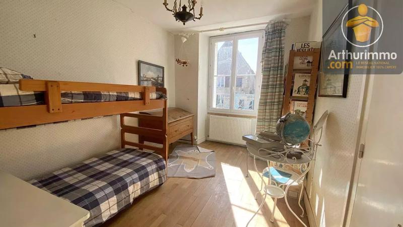 Maison - 343 m² - 12 pièces