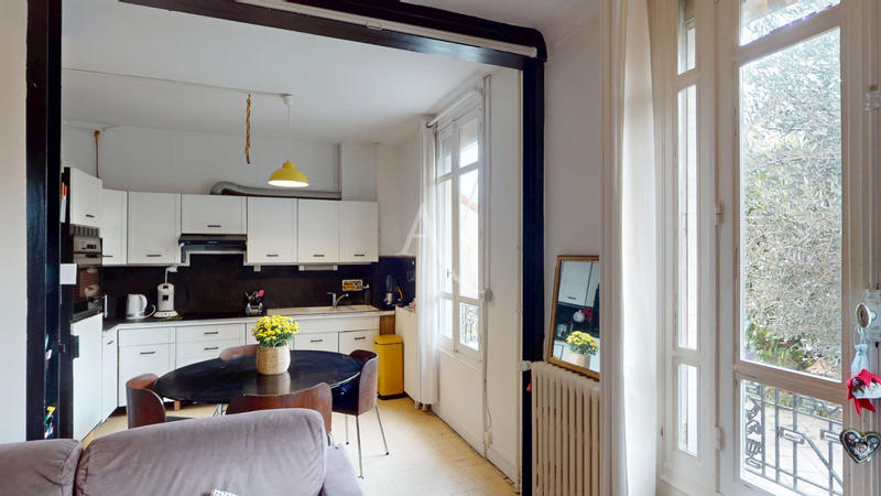 Maison - 77 m² - 4 pièces