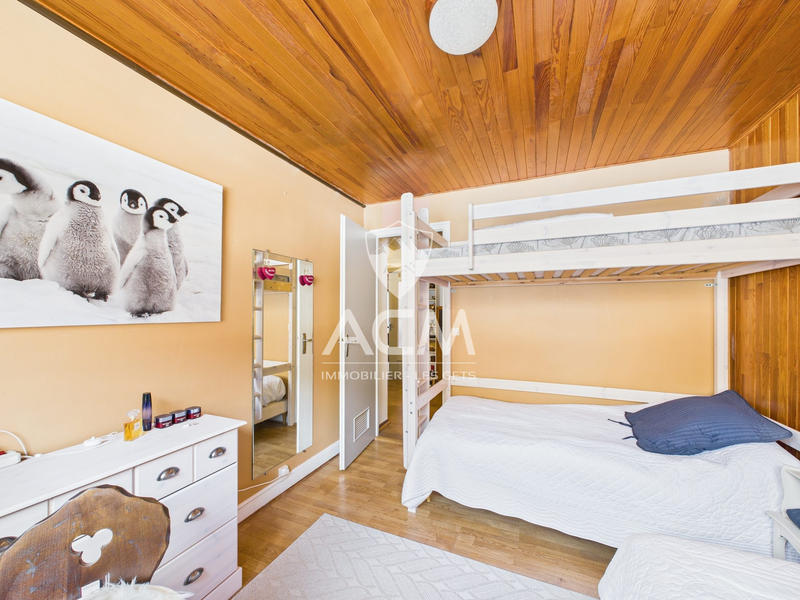 Appartement - 95 m² - 3 pièces