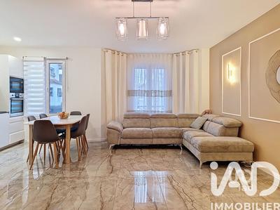 Maison - 86 m² - 4 pièces