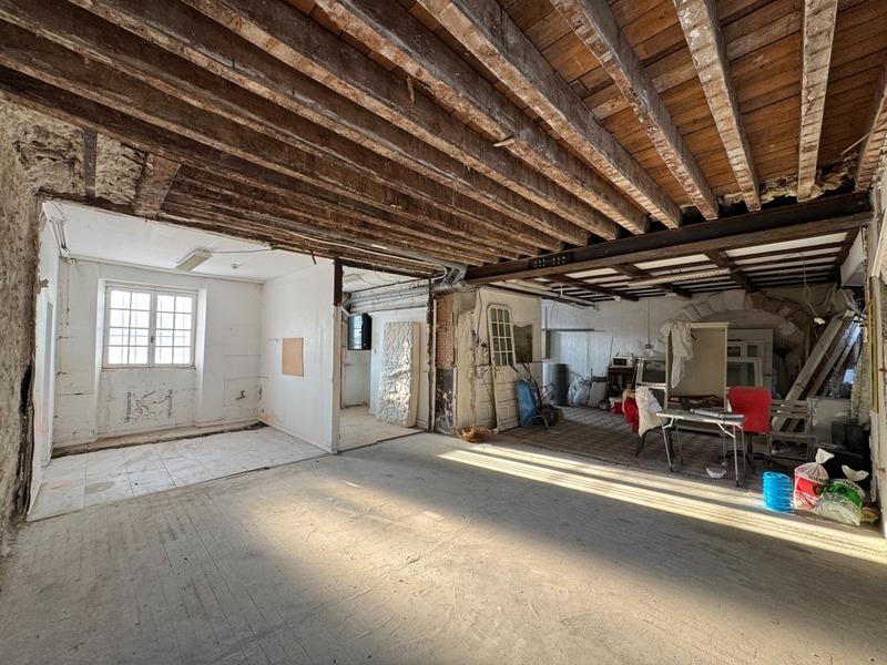 Propriété - 550 m² - 15 pièces