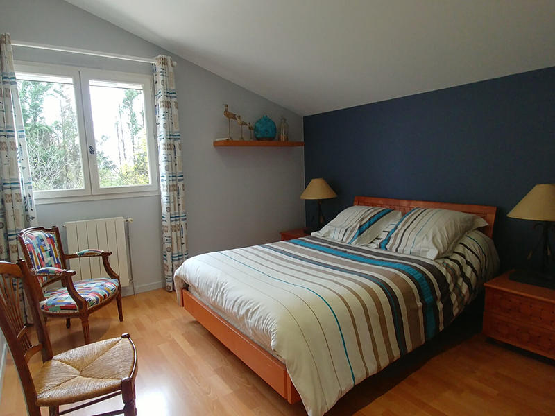 Maison - 200 m² - 6 pièces