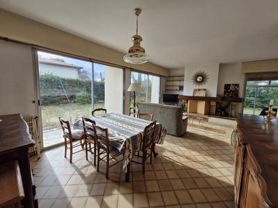 Maison - 153 m² - 5 pièces