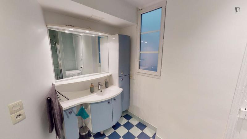 Chambre - 10 m² - 4 pièces