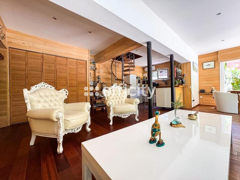 Maison - 112 m² - 6 pièces