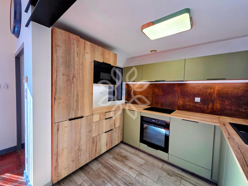 Maison - 111 m² - 4 pièces