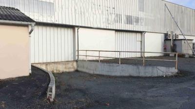 Bureau - 834 m² - 2 pièces