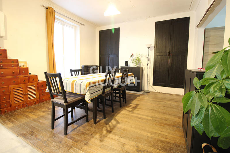 Maison - 92 m² - 4 pièces