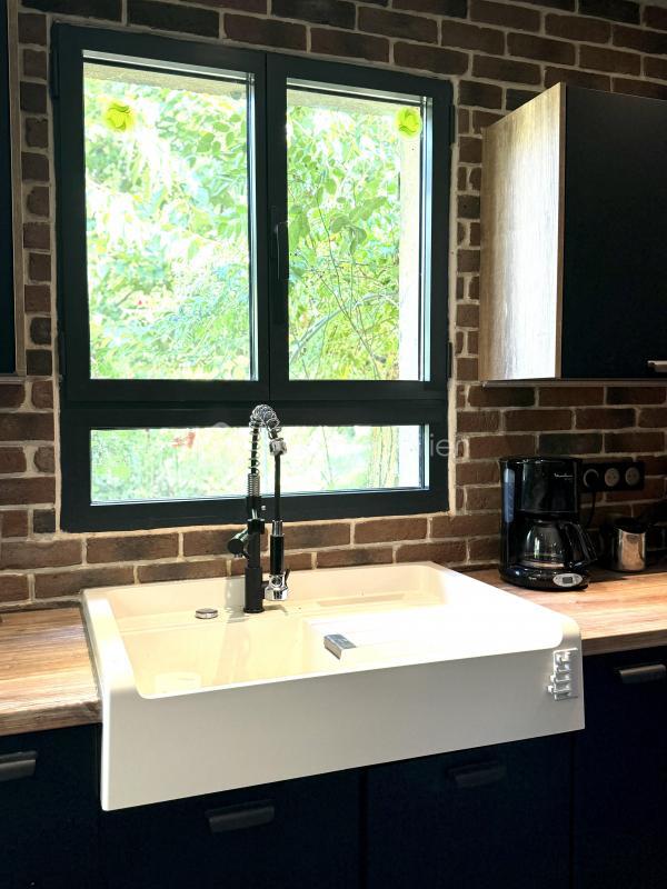 Maison traditionnelle - 93 m² - 3 pièces