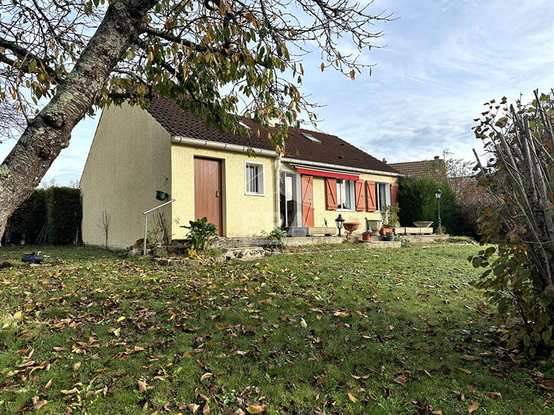 Maison - 99 m² - 5 pièces