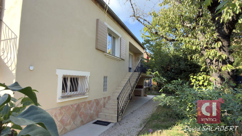 Maison - 136 m² - 6 pièces