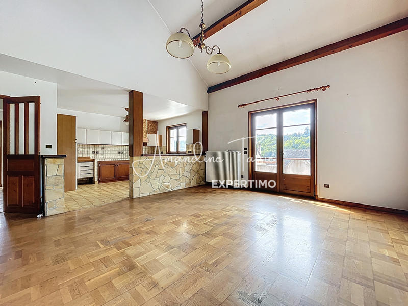 Maison - 163 m² - 5 pièces