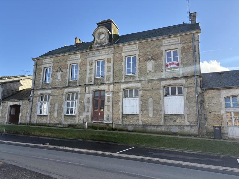 Appartement - 96 m² - 5 pièces