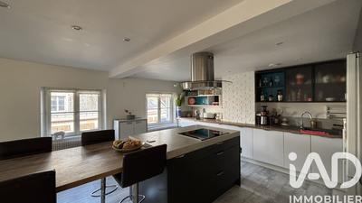 Appartement - 142 m² - 6 pièces