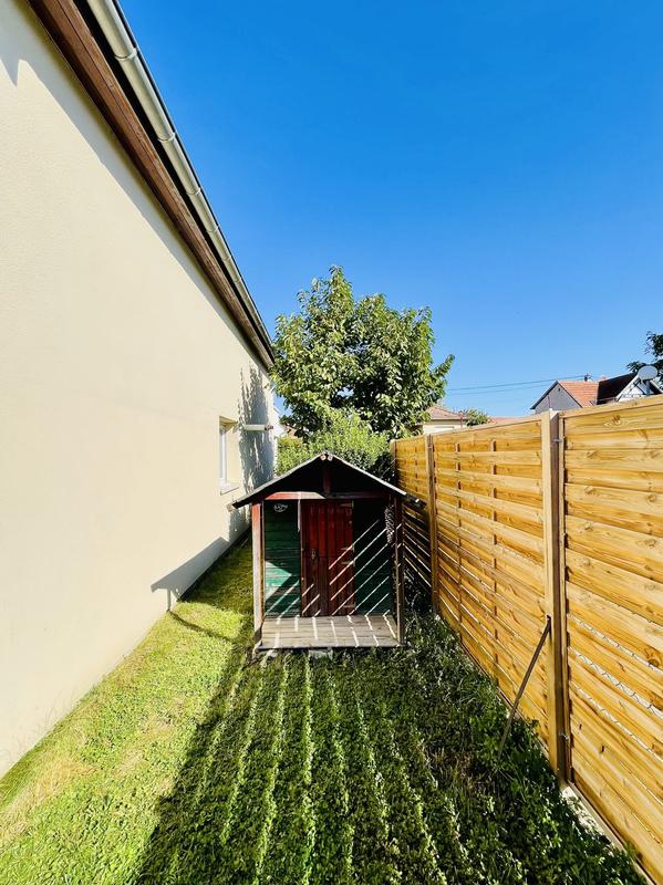 Maison contemporaine - 104 m² - 5 pièces