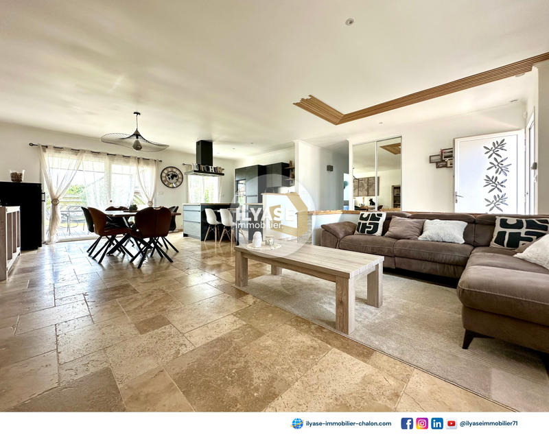 Maison - 124 m² - 5 pièces