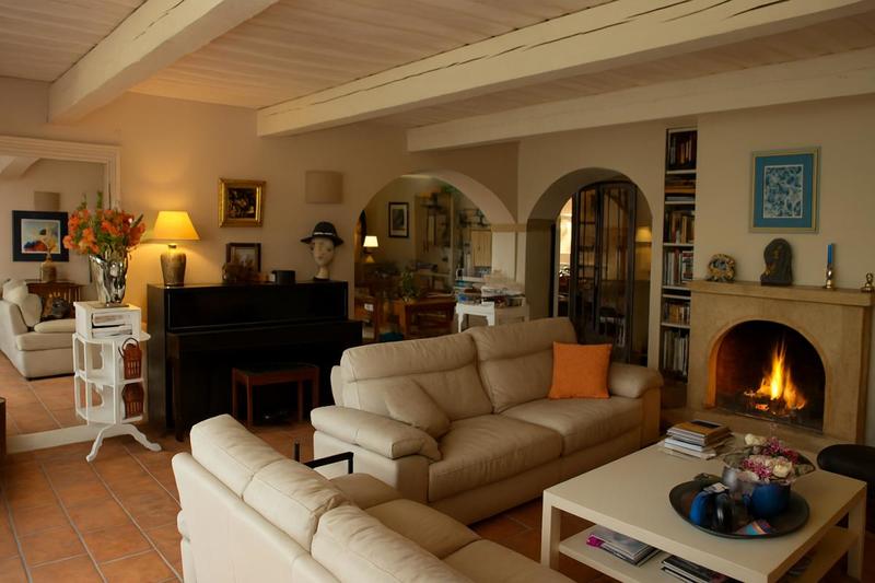 Maison - 205 m² - 7 pièces