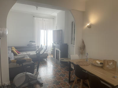 Appartement - 91 m² - 4 pièces