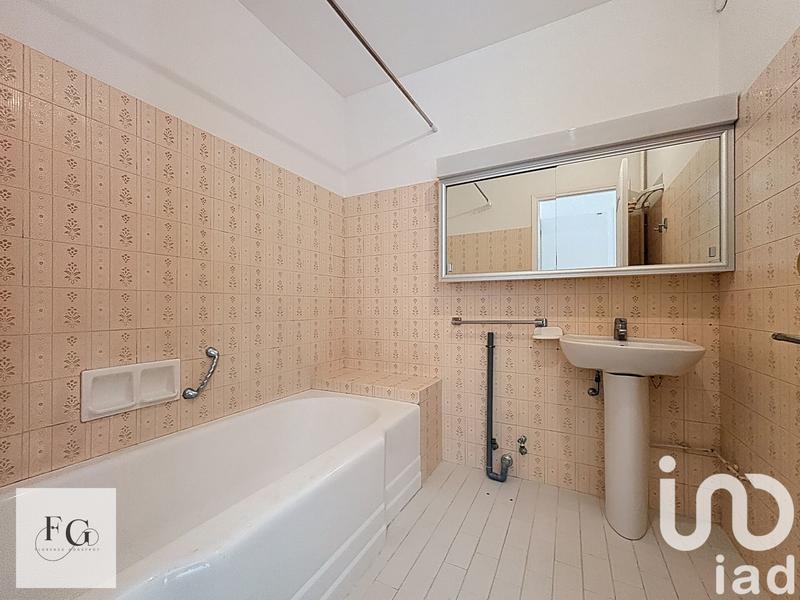 Appartement - 64 m² - 2 pièces