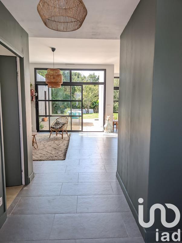 Maison - 224 m² - 8 pièces