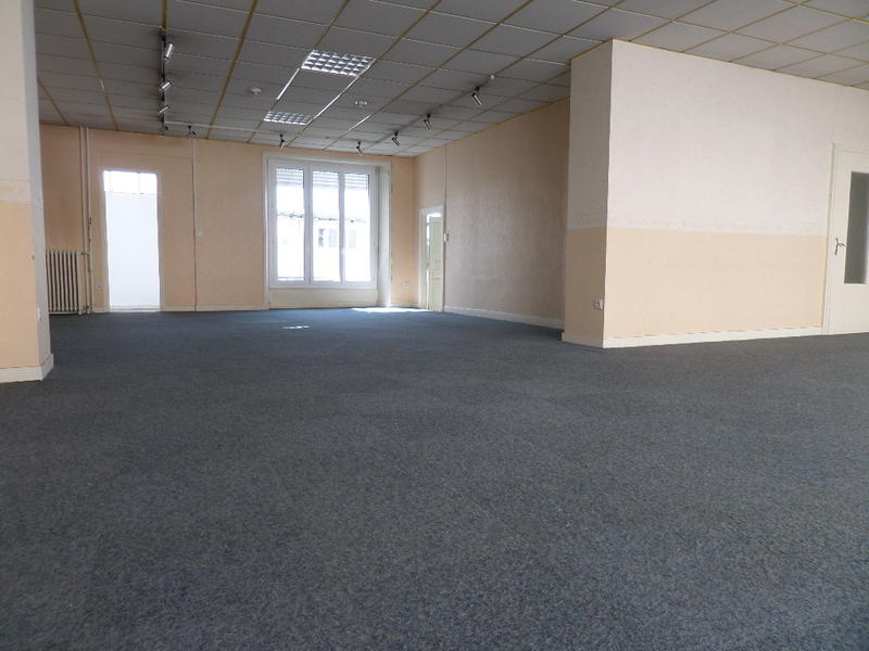 Maison - 152 m² - 9 pièces