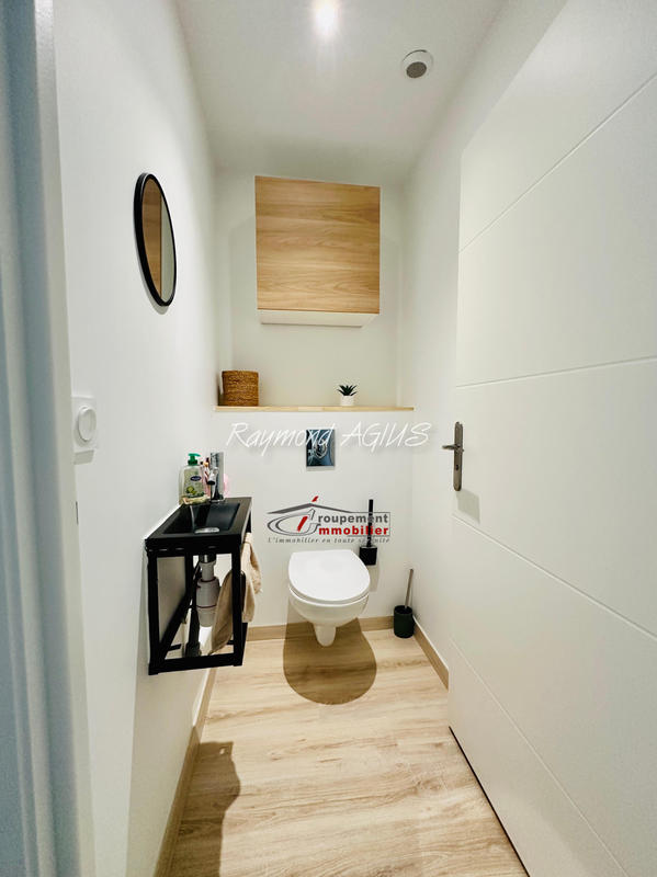 Maison - 330 m² - 14 pièces