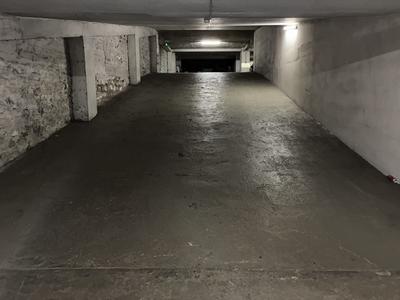 Parking / Garage - 10 m²