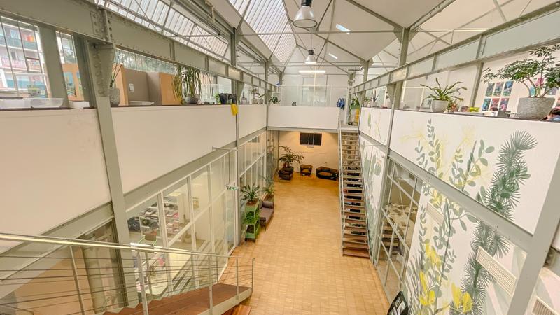 Local d'activités - 708 m²