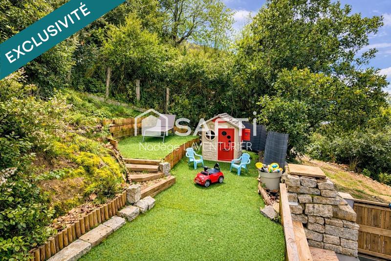 Maison - 137 m² - 6 pièces