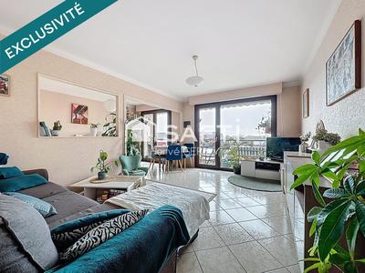 Appartement - 80 m² - 4 pièces