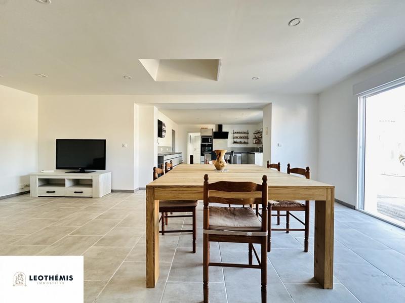 Maison - 127 m² - 5 pièces