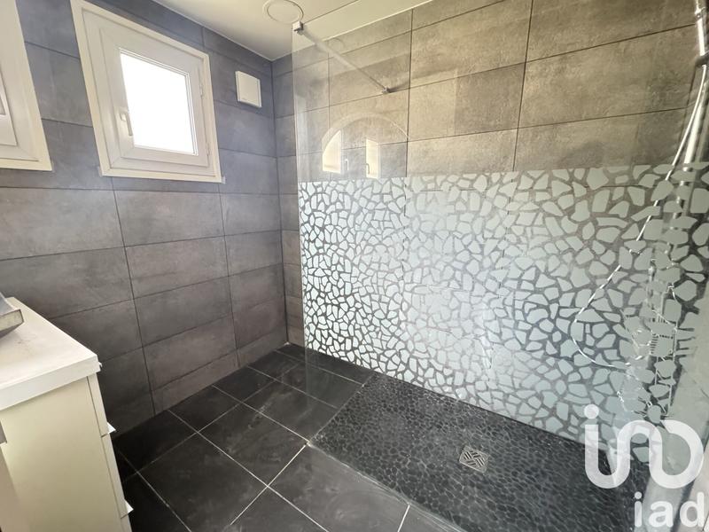 Maison - 206 m² - 8 pièces