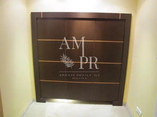 Appartement villa - 360 m² - 7 pièces