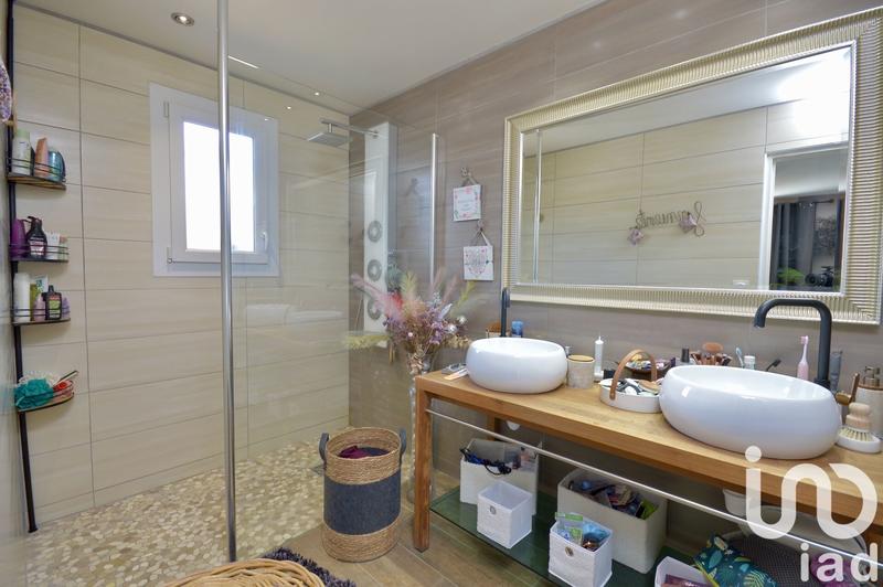 Maison - 104 m² - 4 pièces