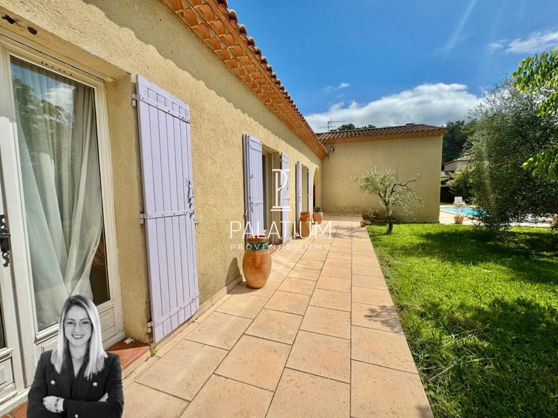 Villa - 202 m² - 7 pièces