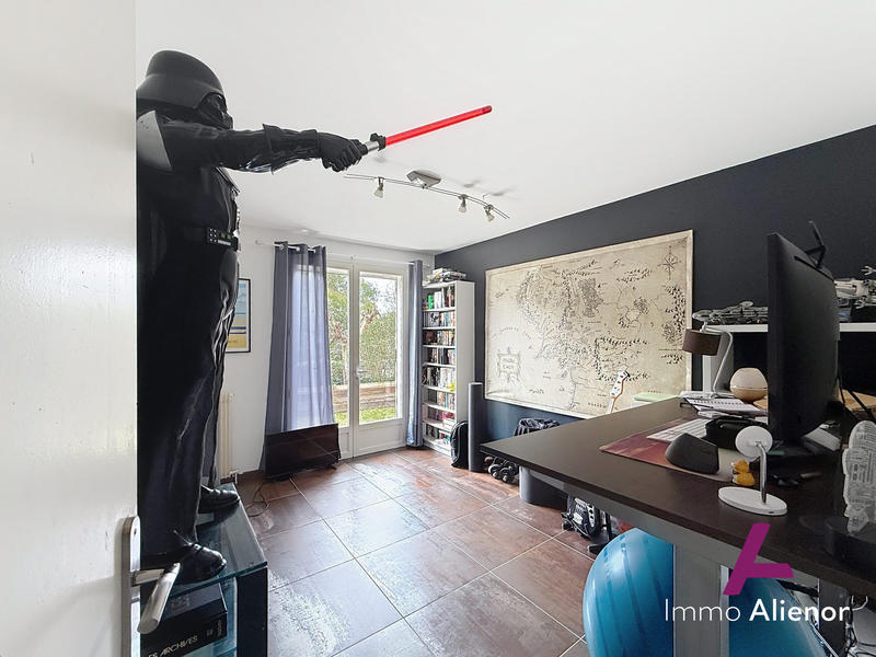 Maison - 202 m² - 6 pièces