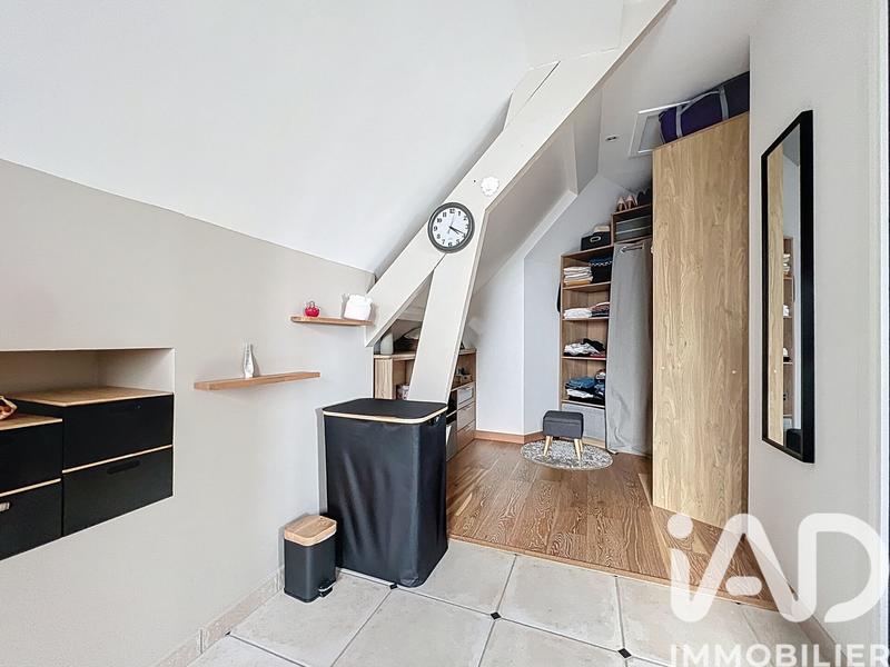 Maison - 215 m² - 7 pièces