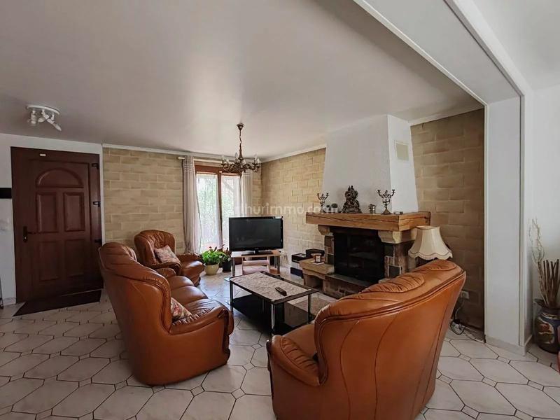 Maison - 121 m² - 7 pièces