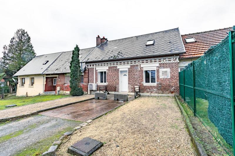 Maison - 106 m² - 5 pièces