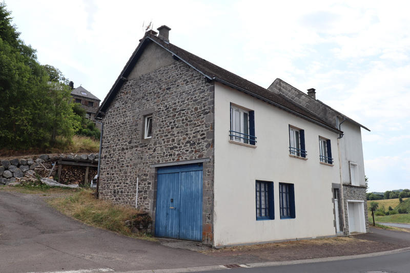 Maison - 95 m² - 6 pièces