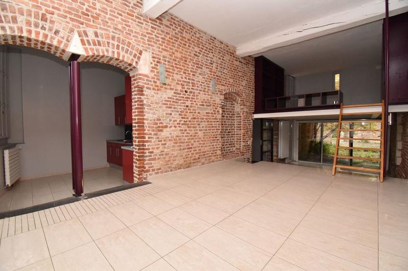 Maison - 556 m² - 20 pièces