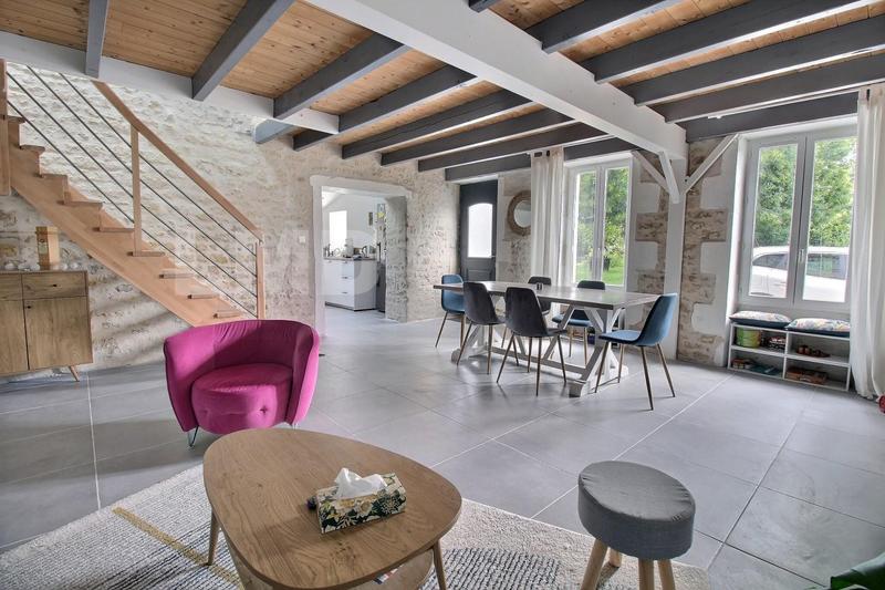 Maison ancienne - 190 m² - 9 pièces