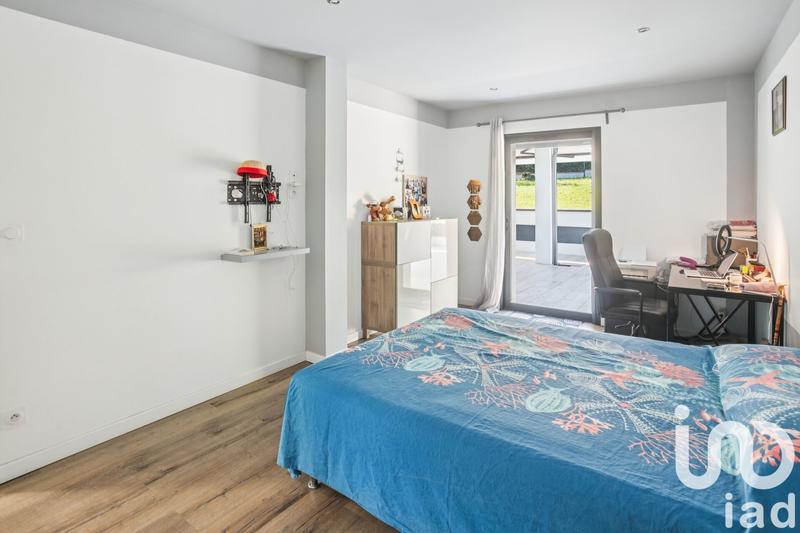 Maison - 282 m² - 5 pièces