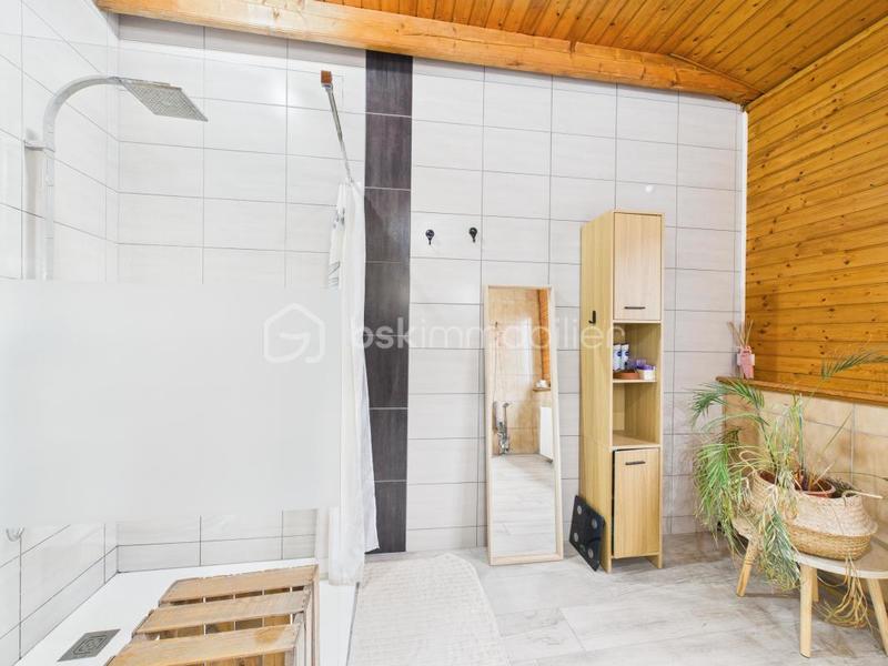 Maison - 165 m² - 6 pièces