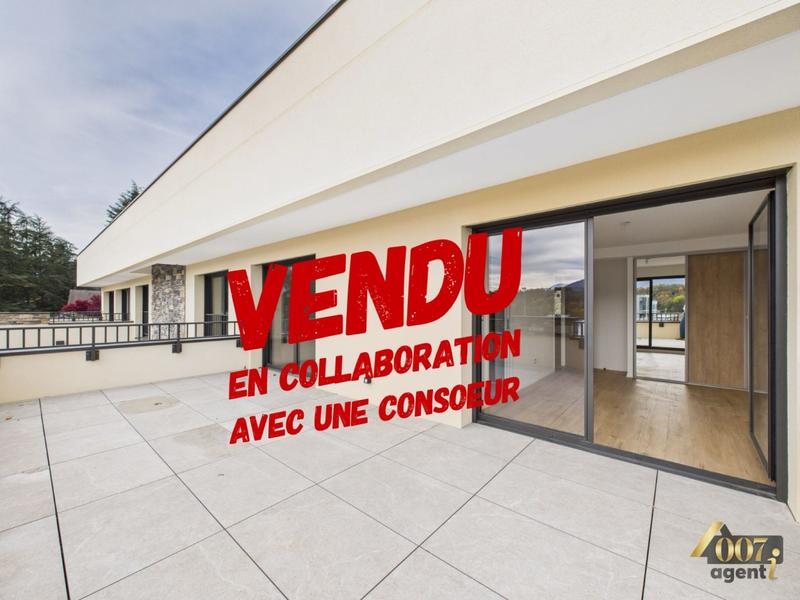 Appartement - 96 m² - 4 pièces