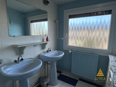 Maison - 85 m² - 4 pièces