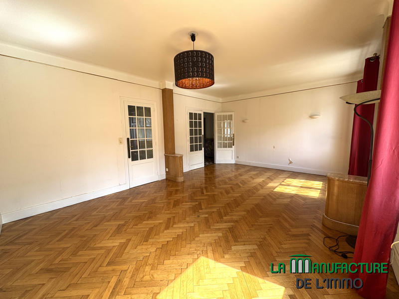 Appartement - 102 m² - 4 pièces