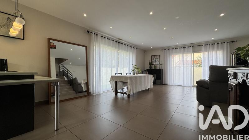 Maison - 125 m² - 5 pièces