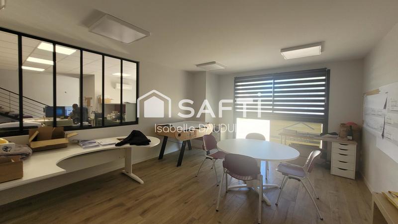 Local commercial - 1 160 m² - 12 pièces