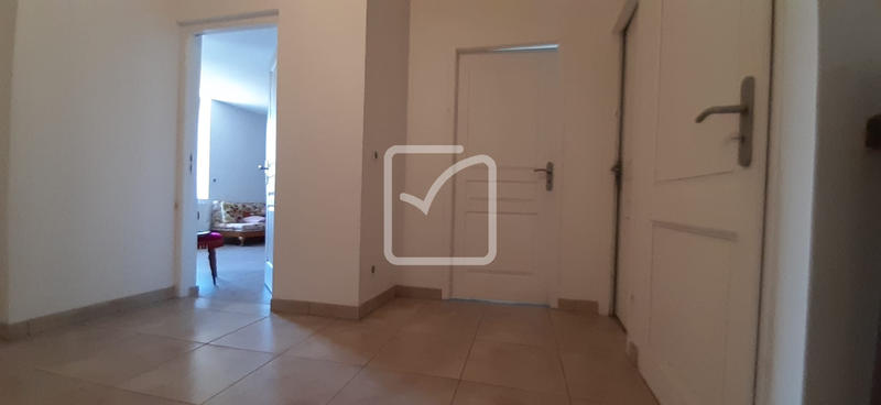 Maison - 168 m² - 6 pièces